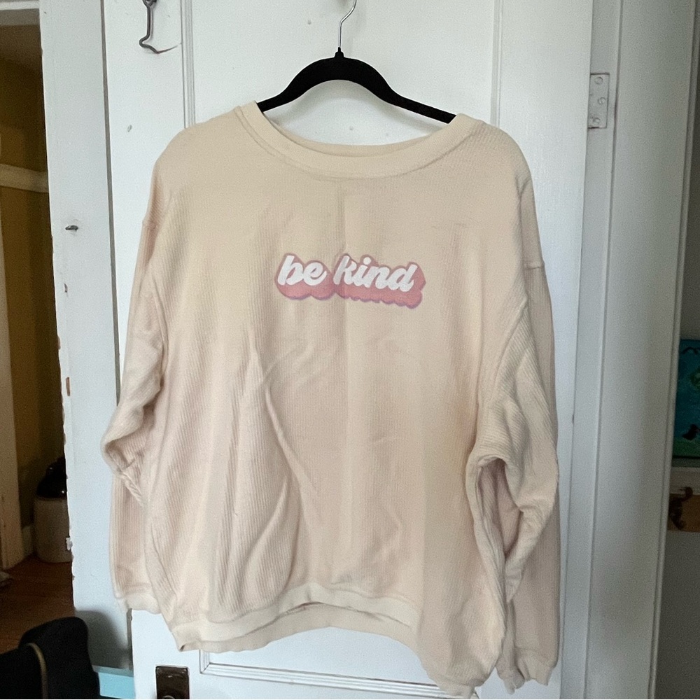 Cream Sweatshirt with Pink 'Be Kind' Print